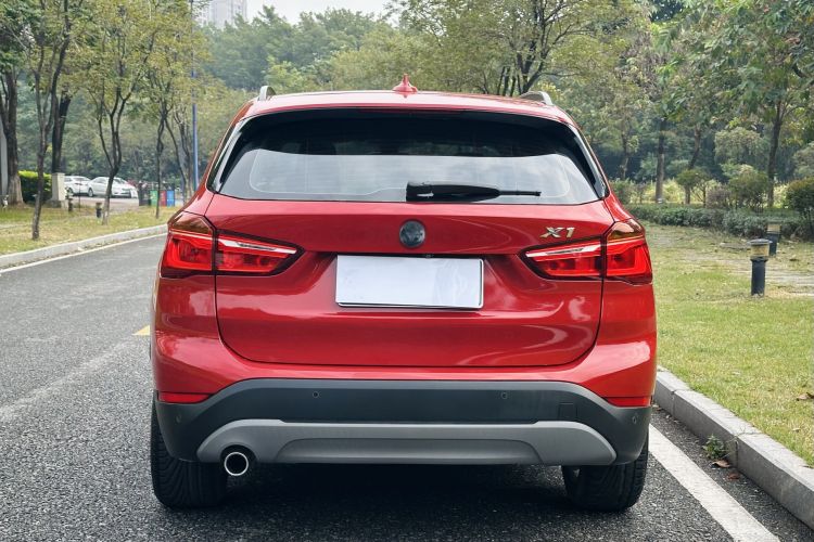 宝马X1 2016款 sDrive18Li 尊享型车身外观6007