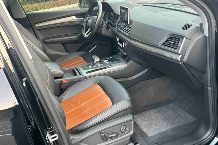 奥迪Q5L 2020款 45 TFSI 尊享时尚型局部细节41