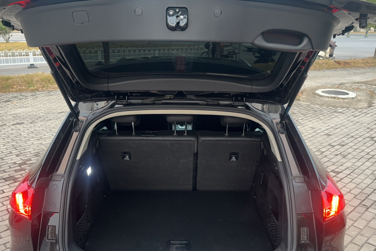 魏牌 VV5 2019款 1.5T 两驱颜先锋局部细节23