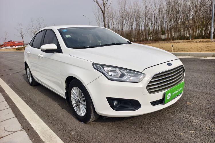 福特 福睿斯 2015款 1.5L 手动舒适型车身外观6003