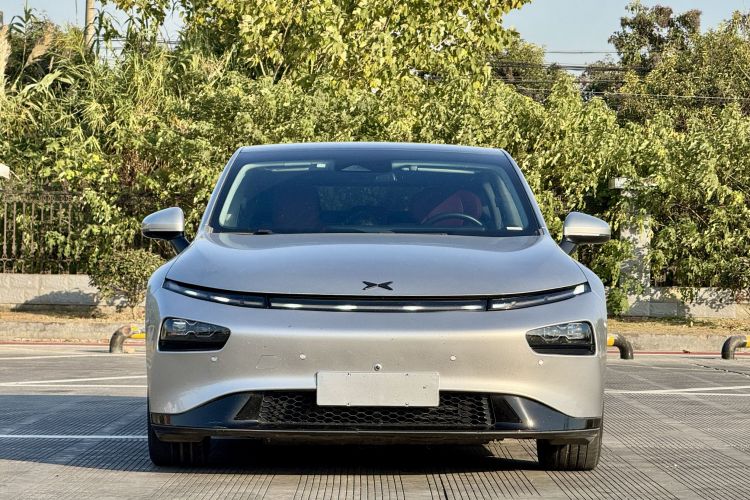 小鹏P7 2022款 480N+车身外观6002