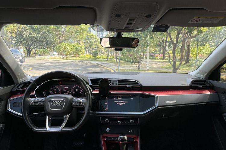 奥迪Q3 2020款 35 TFSI 时尚动感型中控内饰7004