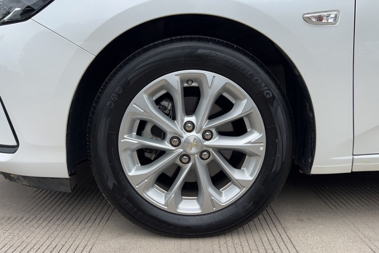 雪佛兰 科鲁泽 2024款 1.5L 双离合悦享版车身外观6009