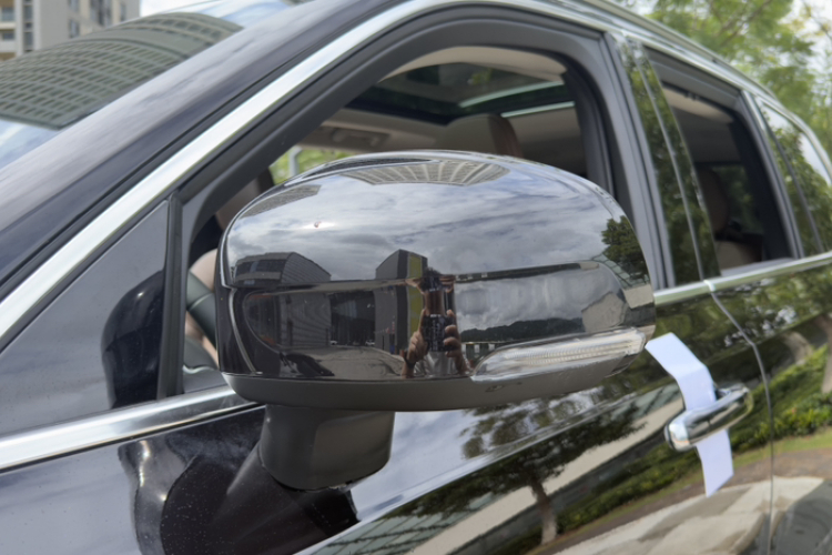 沃尔沃XC90 2018款 T6 智逸版 7座车身外观6008