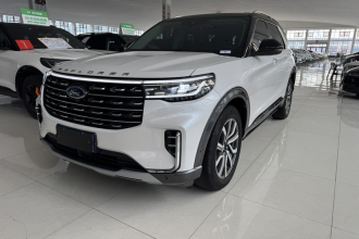福特 探险者 2023款 EcoBoost 285 四驱钛金版 6座