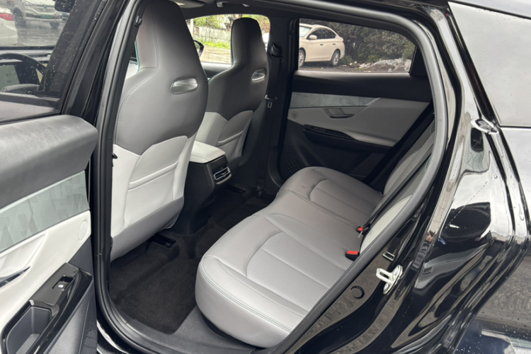 长安UNI-T 2023款 第二代 1.5T 尊贵型中控内饰7002