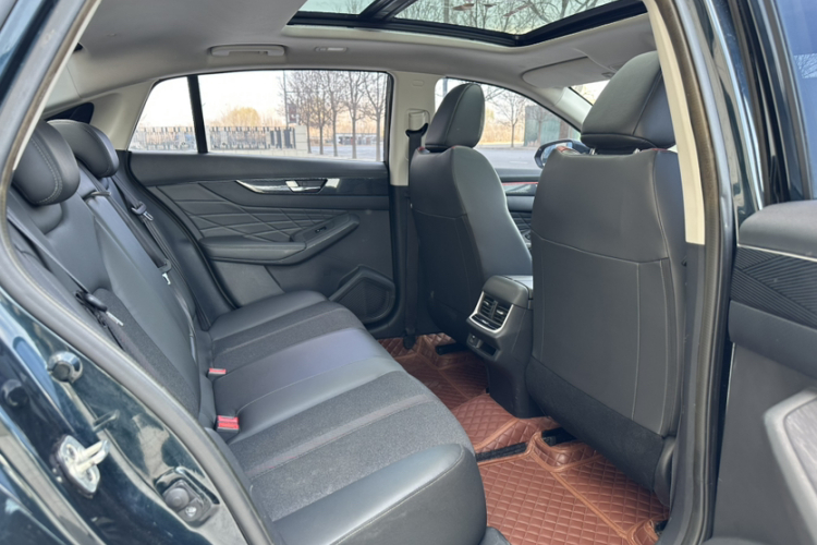 东风风神 奕炫MAX 2023款 1.5T 超能型爸版中控内饰7004