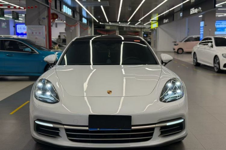 保时捷 2017款 Panamera 行政加长版 3.0T车身外观6001