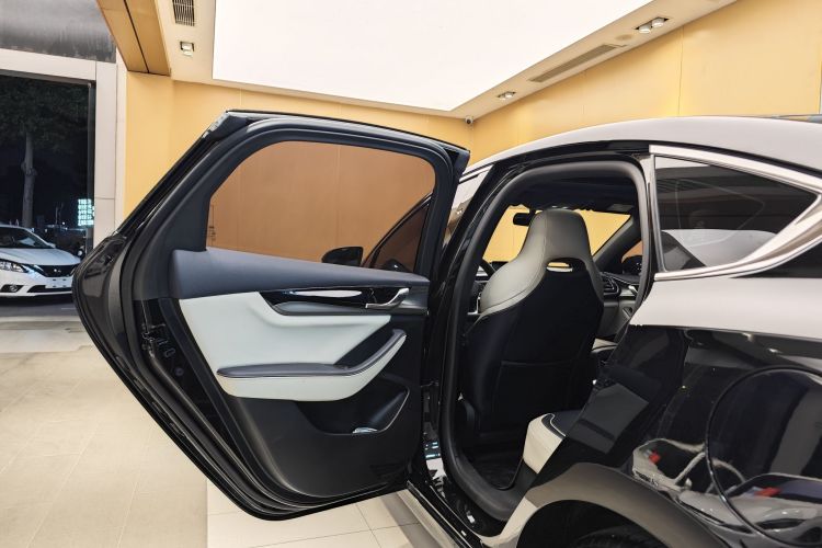 比亚迪 秦PLUS 2021款 DM-i 55KM 旗舰型车身外观6008