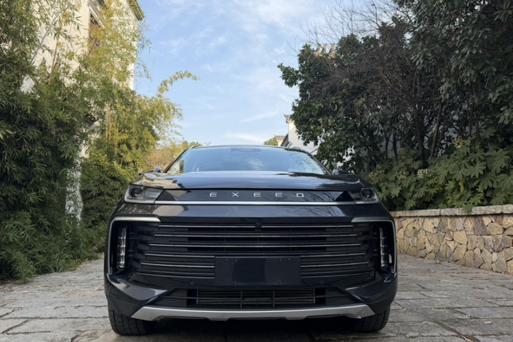 星途凌云 2024款 300T 两驱星耀版车身外观6004