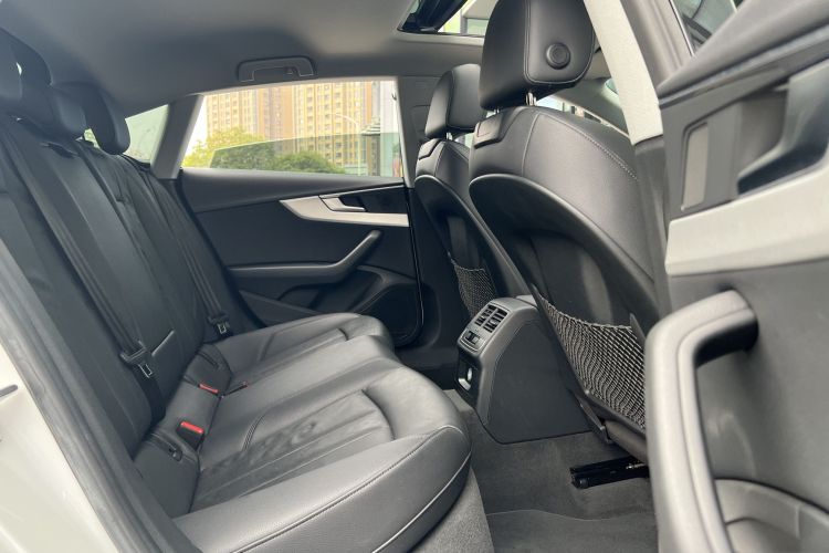 奥迪A5 2017款 Sportback 40 TFSI 时尚型中控内饰7007