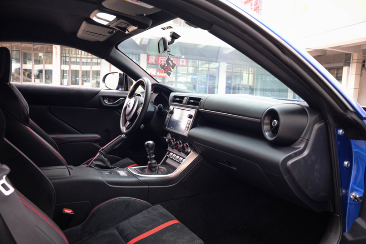 斯巴鲁BRZ 2022款 2.4L 手动版中控内饰7008