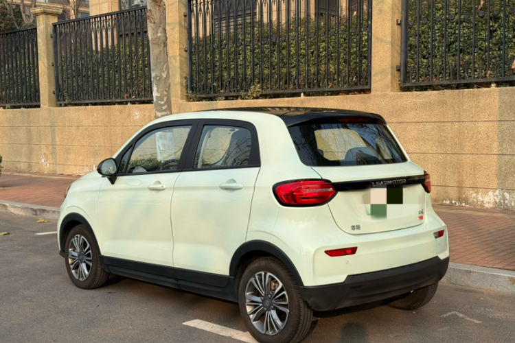 零跑汽车 零跑T03 2024款 403舒享版车身外观6005