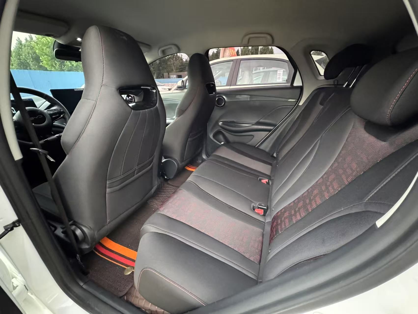 比亚迪e2 2024款 荣耀版 舒适型