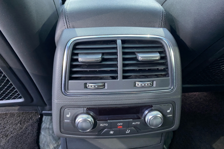 奥迪RS 7 2016款 RS 7 4.0T Sportback中控内饰7003