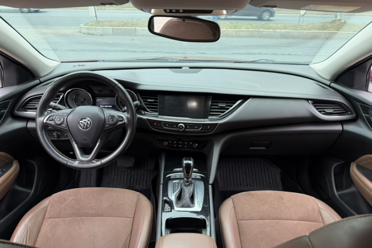 别克 君威 2017款 20T 豪华型车身外观6009