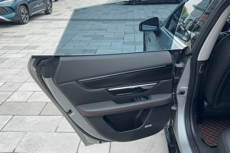 小鹏P7 2021款 480N中控内饰7005