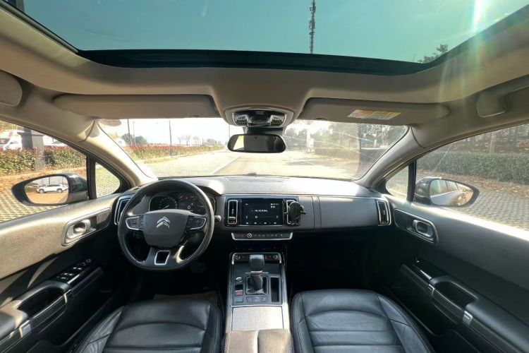 雪铁龙C6 2017款 350THP 豪华型中控内饰7001