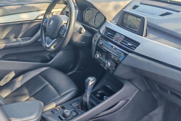 宝马X1 2018款 sDrive20Li 领先型中控内饰7005