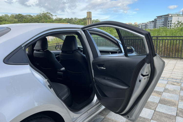 丰田 卡罗拉 2021款 TNGA 1.5L CVT先锋版中控内饰7005