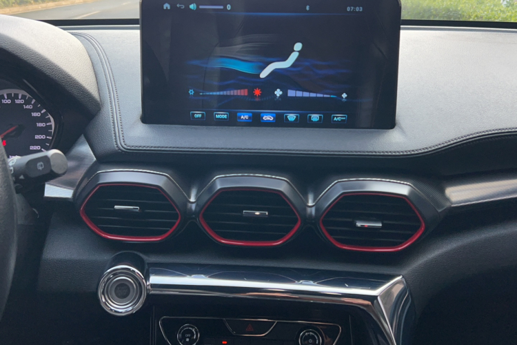 海马8S 2019款 1.6TGDI 自动潮版局部细节16