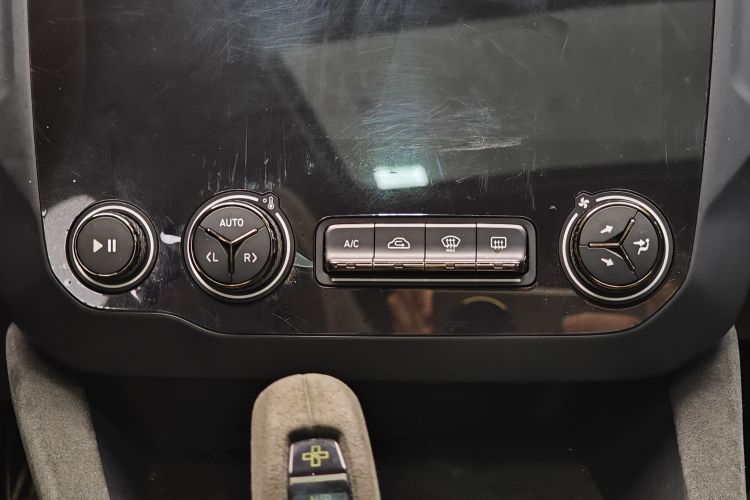 领克03 2021款 03+ 2.0TD 自动驭风版局部细节16