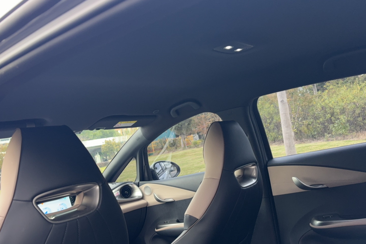 比亚迪 海豚 2023款 420km 自由版局部细节22