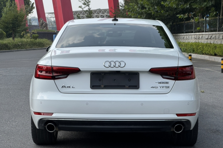 奥迪A4L 2017款 40 TFSI 风尚型车身外观6004