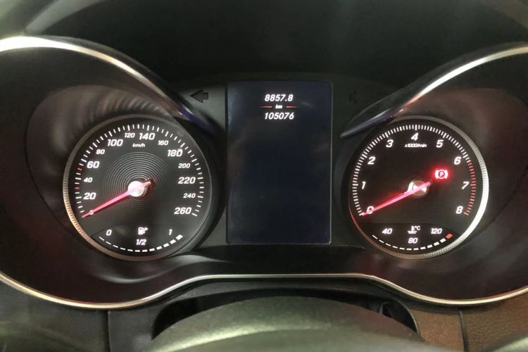 奔驰C级 2016款 C 200 L 运动型中控内饰15