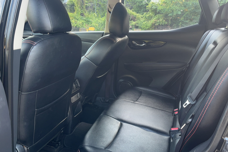 日产 逍客 2019款 2.0L CVT智享版中控内饰7002