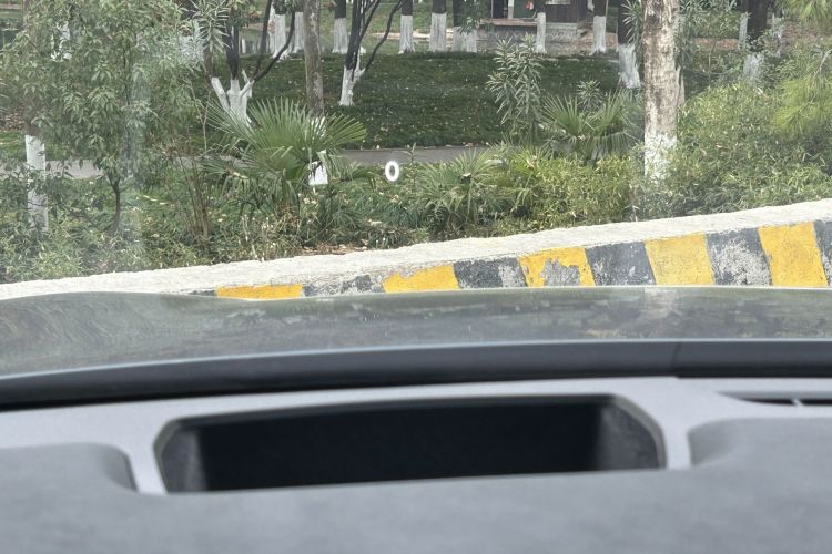 蔚来ES7 2022款 100kWh 首发版中控内饰7007