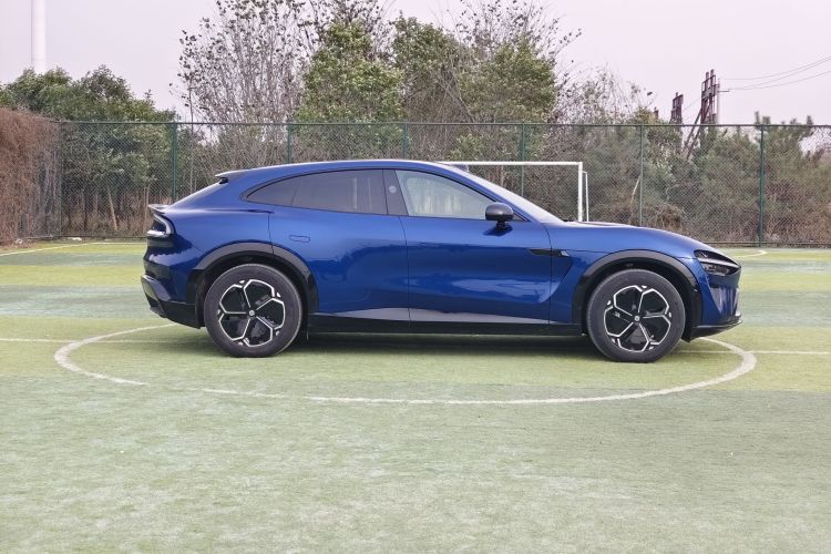 小米汽车 小米YU7 2025款 超长续航后驱版车身外观6008