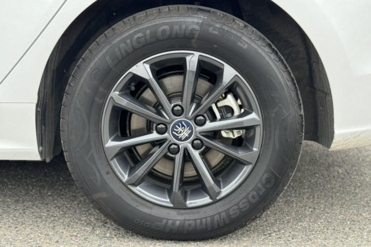 比亚迪 秦PLUS 2023款 EV 510KM 出行版车身外观6014