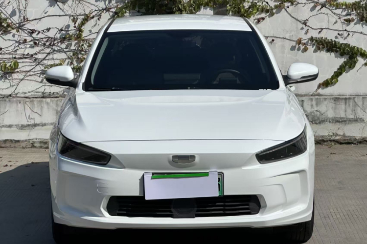 吉利几何A 2024款 410KM 出行版车身外观6005