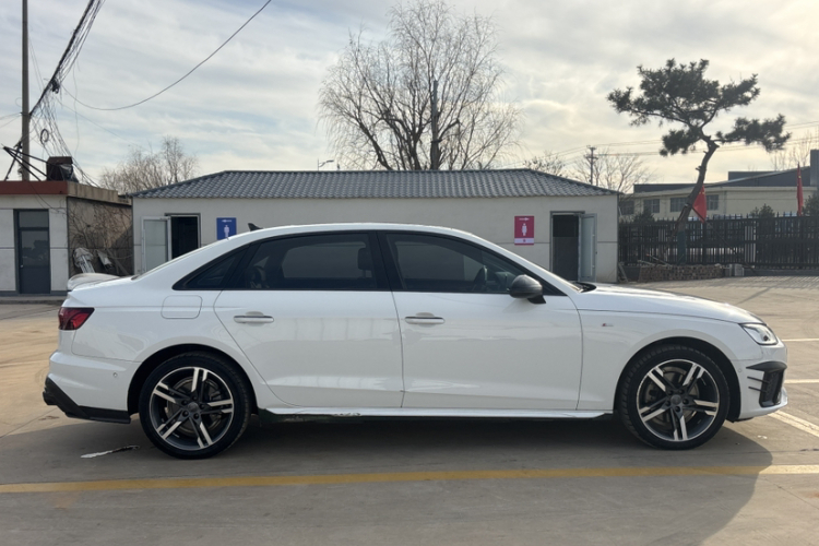 奥迪A4L 2020款 40 TFSI quattro 豪华动感型车身外观6005