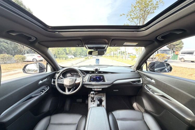 凯迪拉克XT4 2022款 28T 两驱豪华型局部细节16