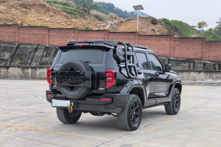 坦克400新能源 2024款 Hi4-T 城市版车身外观6011