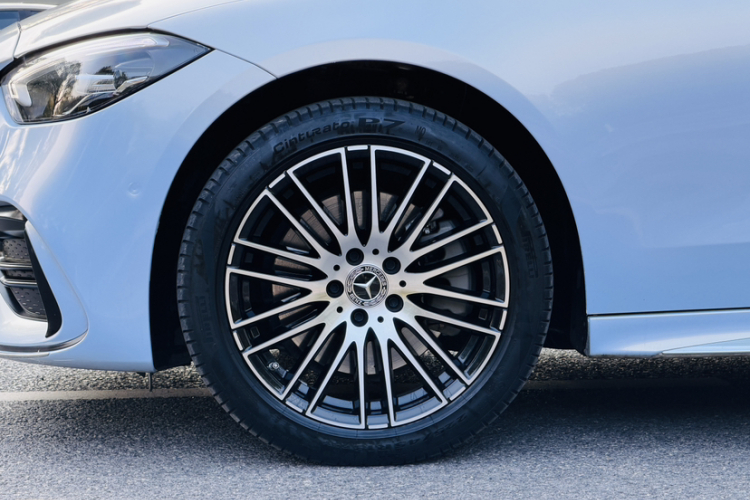 奔驰C级 2024款 改款 C 260 L 运动版车身外观6001