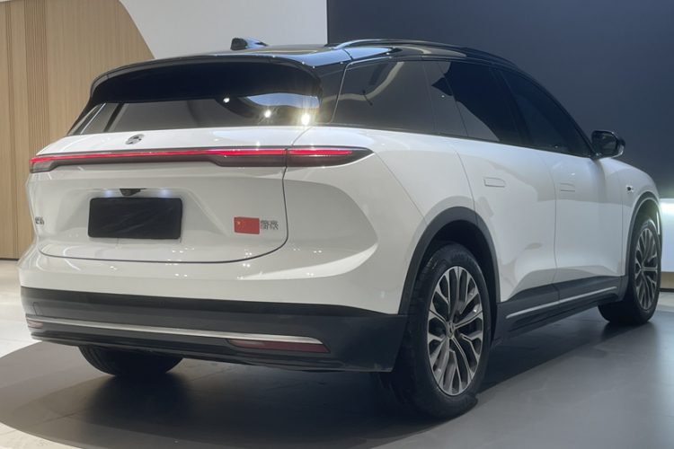 蔚来ES6 2024款 75kWh车身外观6002