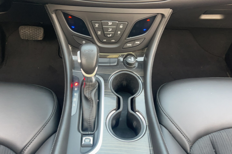 别克 昂科威 2021款 532T 两驱领先型局部细节18