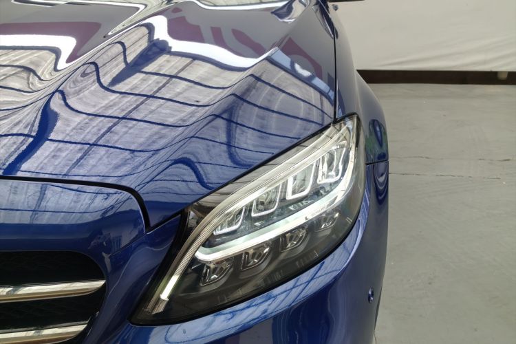 奔驰C级 2019款 C 260 运动版车身外观6002