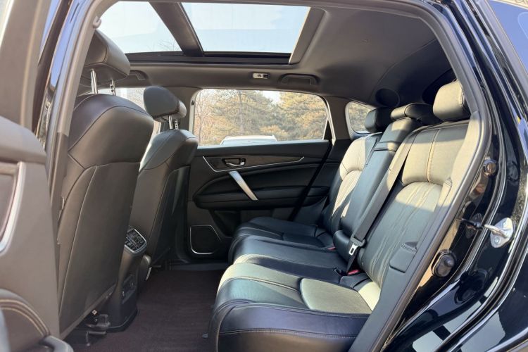 本田UR-V 2020款 240TURBO 两驱致悦版中控内饰7005