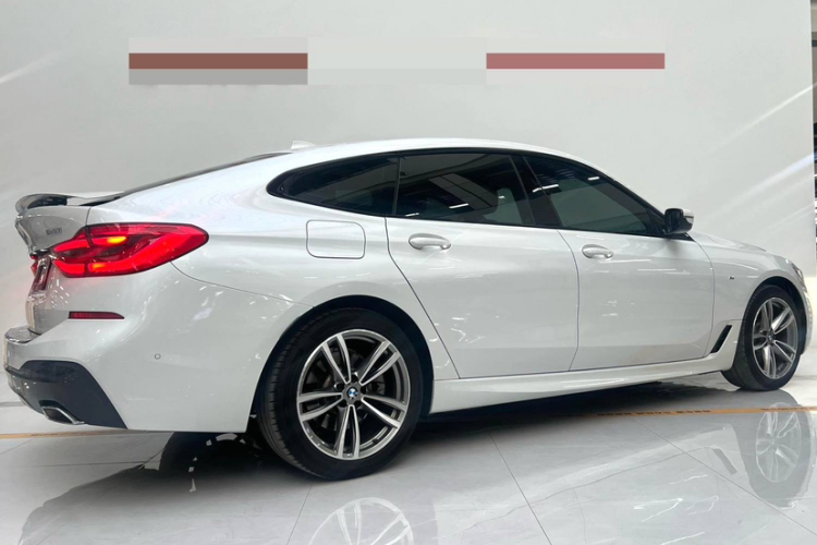 宝马6系GT 2019款 630i M运动套装车身外观6005