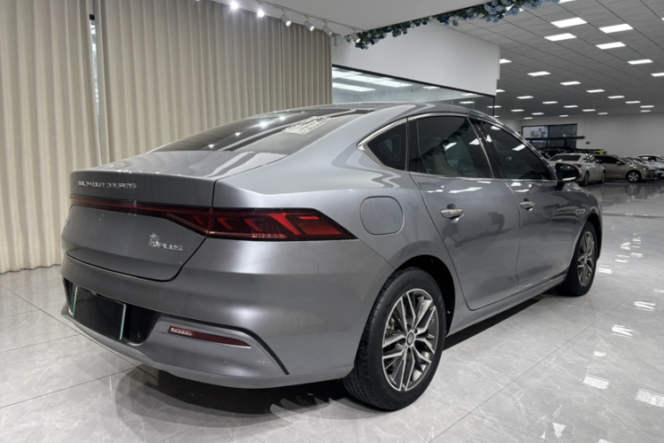 比亚迪 秦PLUS 2021款 EV 500KM 豪华型车身外观6006