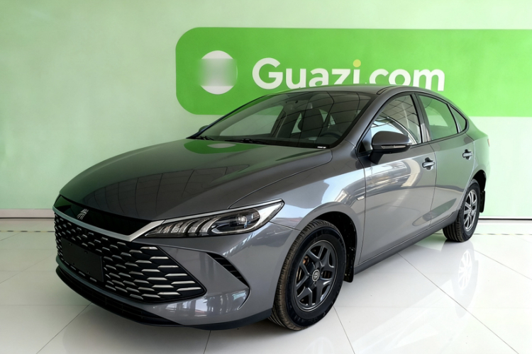 比亚迪 秦PLUS 2025款 DM-i 智驾版 55KM领先型车身外观1