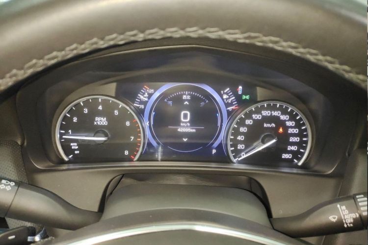 凯迪拉克CT6 2021款 28T 精英型中控内饰15