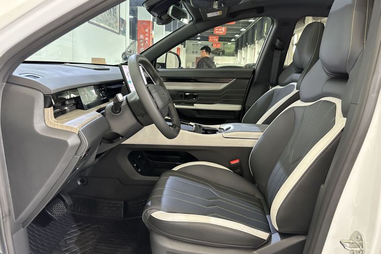 捷途山海L6 2024款 1.5TD DHT MAX中控内饰7002