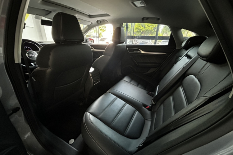 名爵 MG6 2017款 20T 自动豪华智联版 国V中控内饰7003