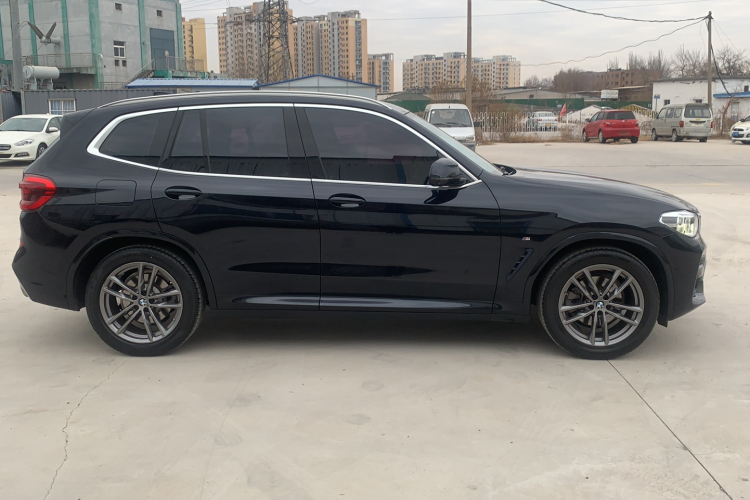 宝马X3 2020款  xDrive28i M运动套装车身外观6002