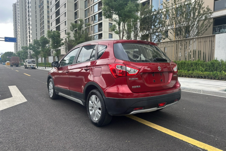 铃木 锋驭 2014款 1.6L CVT两驱精英型车身外观6003